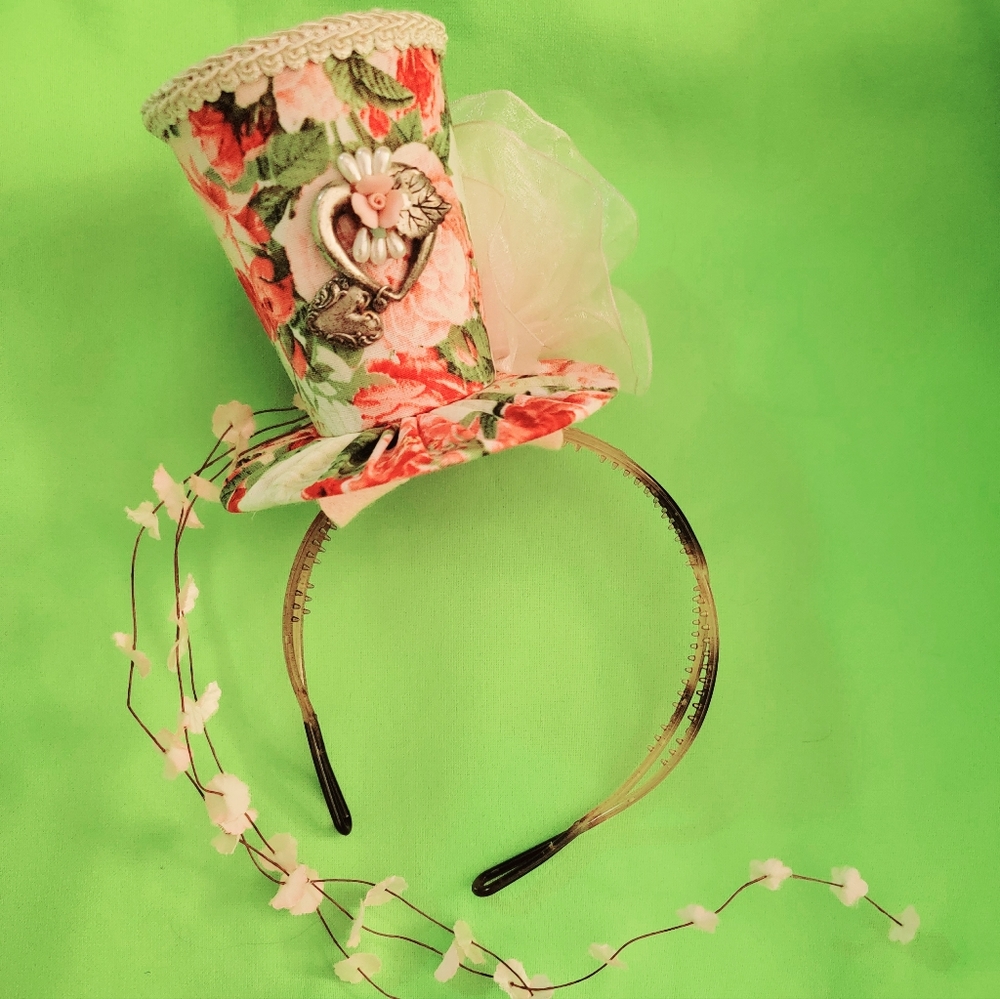 🎉 Headband Girls Top Hat Floral Design